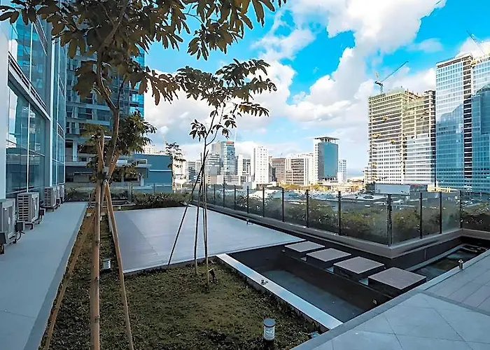 One Uptown Hotel 5*