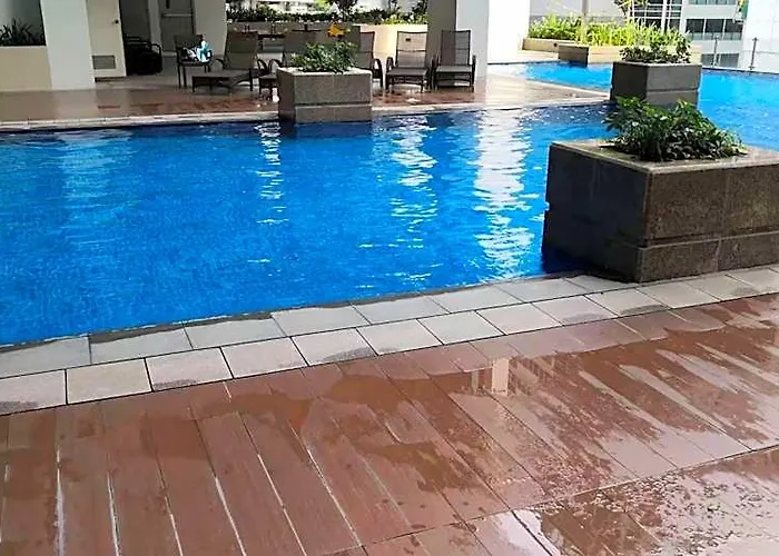Hotel One Uptown 5*