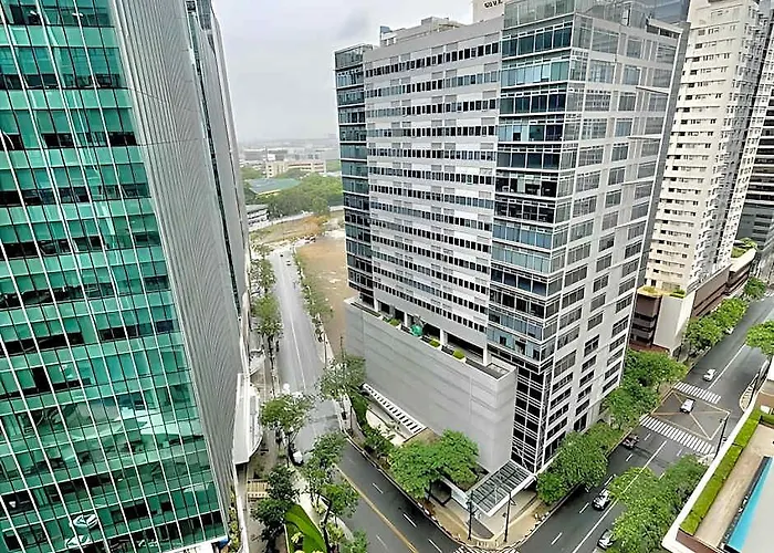 One Uptown Manila
